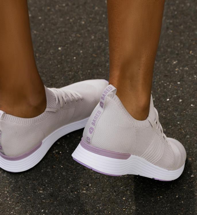 Bared Footwear mujer genio tenis de punto plateado helado 4Z004195