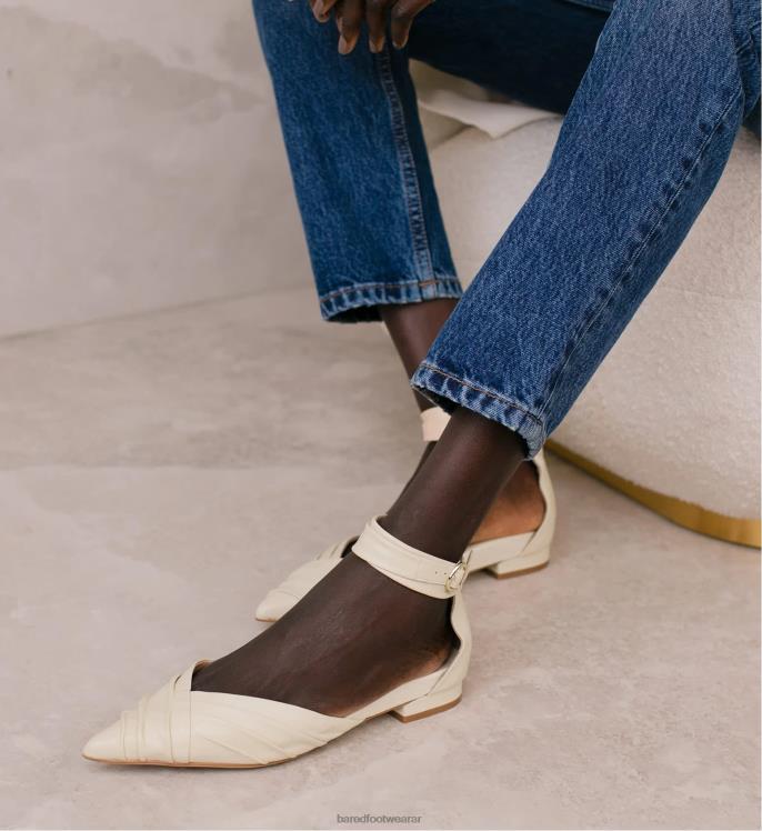Bared Footwear mujer malkoha plano de cuero de leche de avena 4Z00476